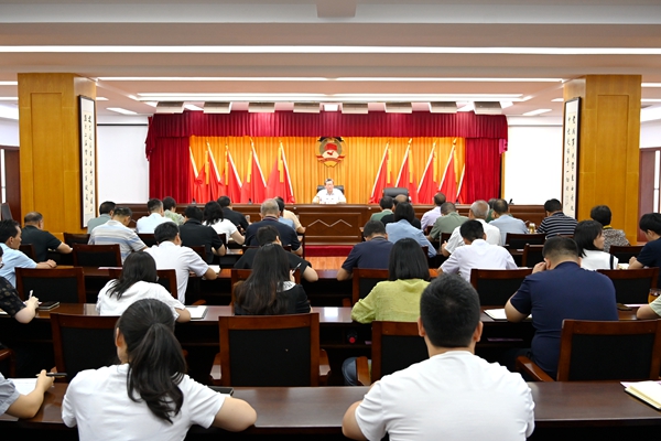 市政协领导为全体机关干部上专题党课