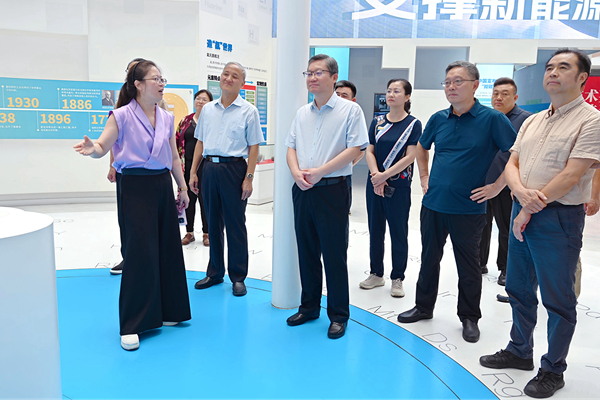 市政协考察团赴焦作洛阳考察