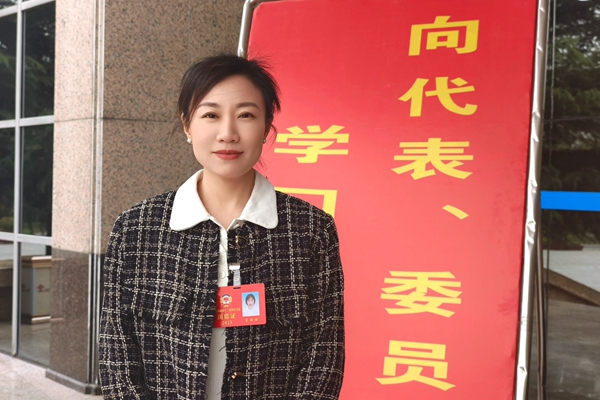 市政协委员常丽丽：建议对新能源非道路移动机械充电减免变压器基本容量费