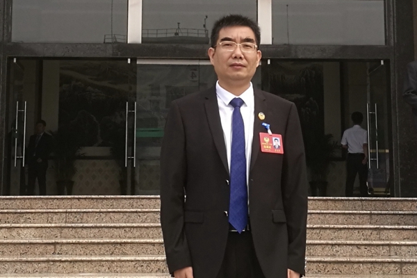 市政协委员李文成：以数智化推动济源高质量发展